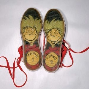 Sr. Seuss high top converse